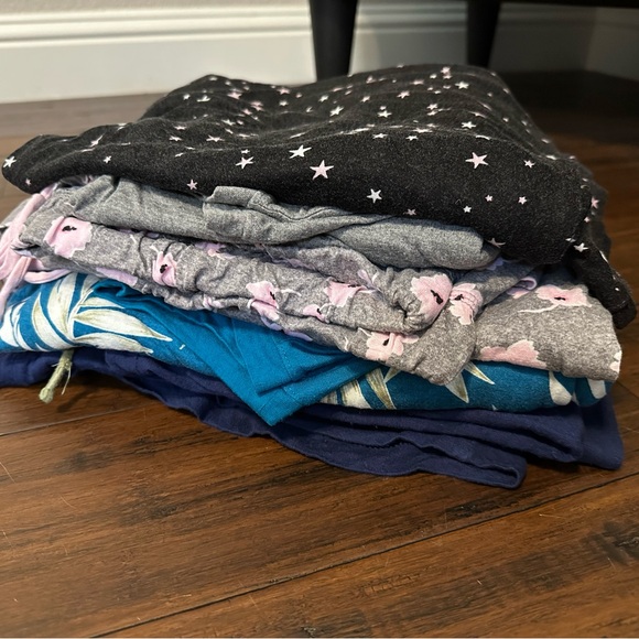 4 Pairs (top & bottom) Women’s Joyspun Pijamas - Picture 1 of 9